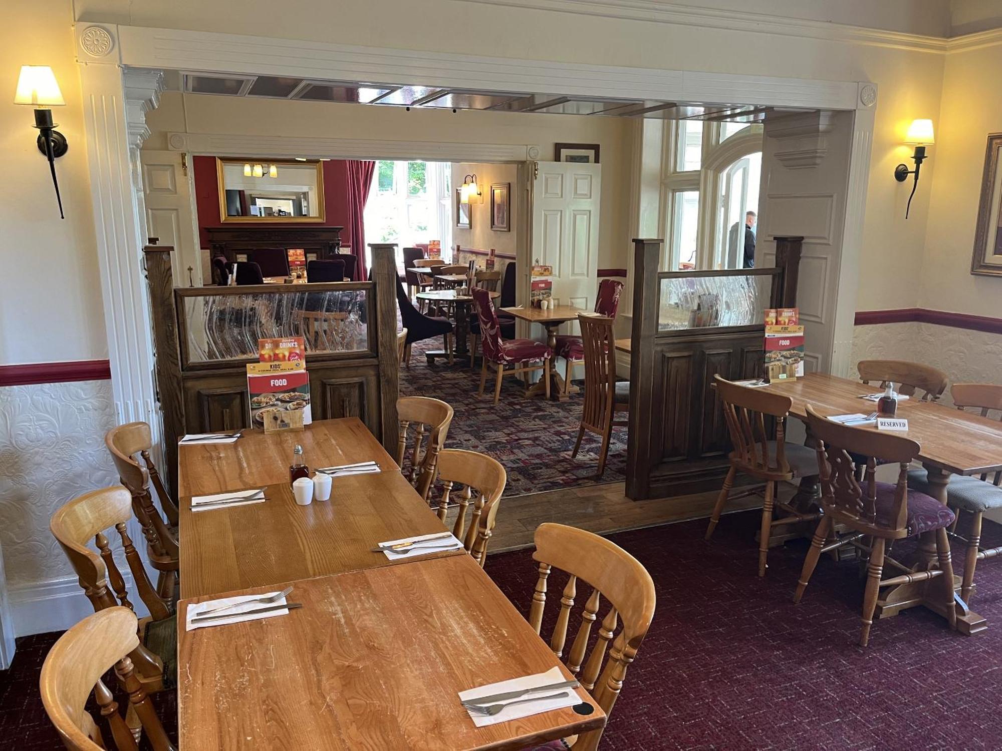 Sidcot Arms Hotel Winscombe Exterior photo